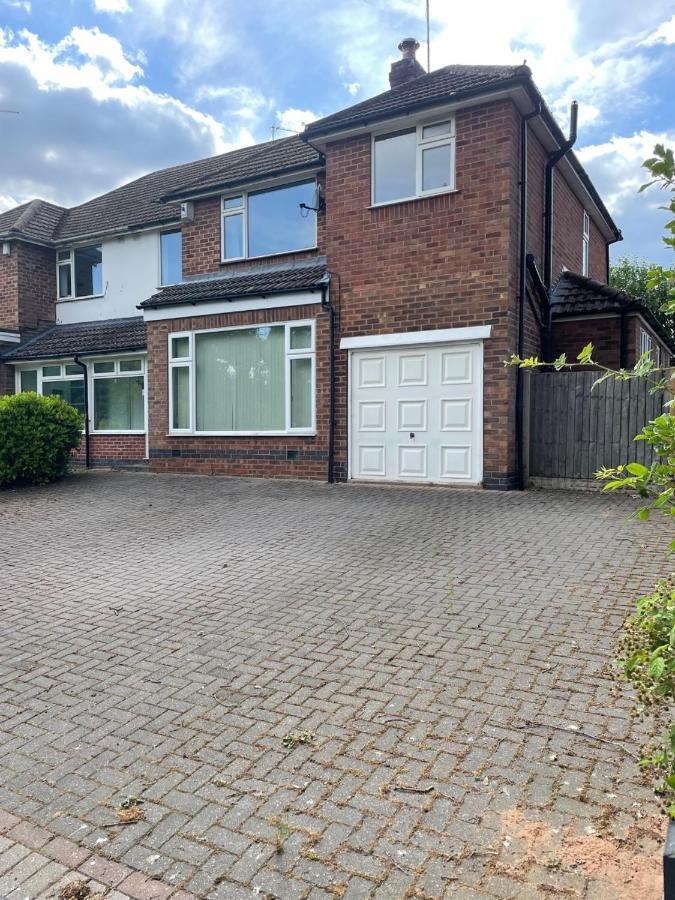 Вилла 5 Bed House, 32 Tutbury Avenue, Cannon Park, Coventry, Cv4 7Bj Экстерьер фото