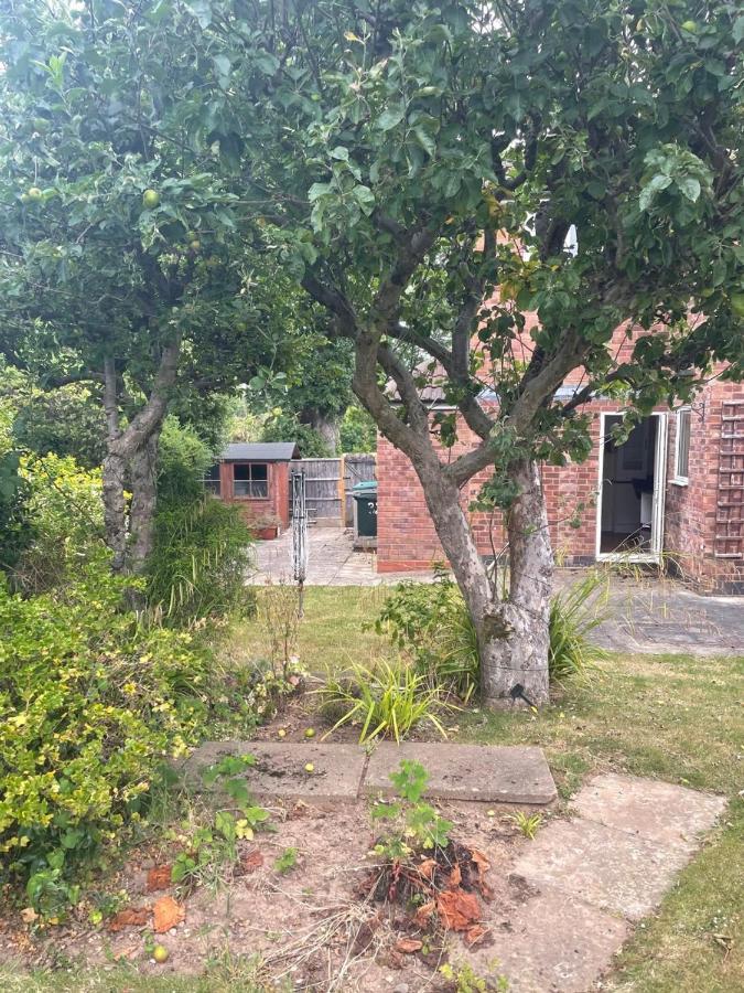Вилла 5 Bed House, 32 Tutbury Avenue, Cannon Park, Coventry, Cv4 7Bj Экстерьер фото